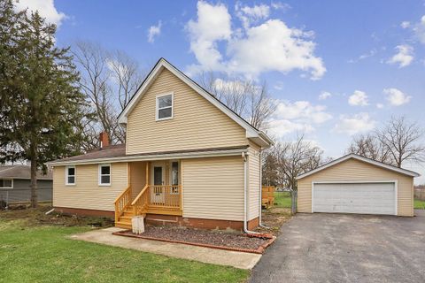 Photo of 1161 W Frank Street, Beecher, IL 60401 (MLS # 12609229)
