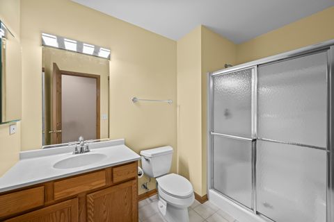 Tiny photo for 100 N Bokelman Street #330, Roselle, IL 60172 (MLS # 12621390)