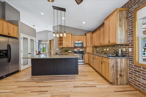 Tiny photo for 1455 Saddlebrook Circle, Algonquin, IL 60102 (MLS # 12472351)