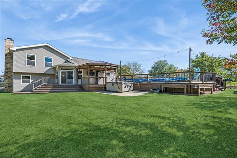 Tiny photo for 1455 Saddlebrook Circle, Algonquin, IL 60102 (MLS # 12472351)