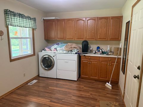 Tiny photo for 323 Bailey Court, Princeton, IL 61356 (MLS # 12656823)