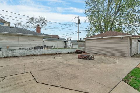 Tiny photo for 9418 Tulley Avenue, Oak Lawn, IL 60453 (MLS # 12506280)
