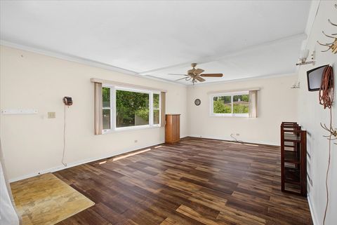 Tiny photo for 17 S Walnut Street, Palatine, IL 60067 (MLS # 12700217)