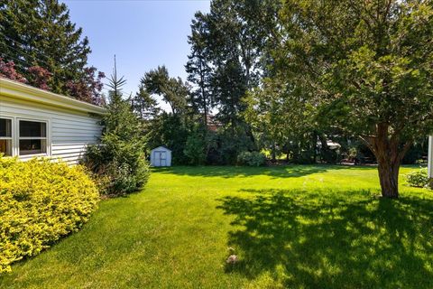 Tiny photo for 17 S Walnut Street, Palatine, IL 60067 (MLS # 12700217)