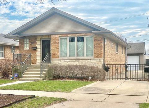 Photo of 7523 N Osceola Avenue, Chicago, IL 60631 (MLS # 12602059)