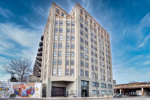1550 S BLUE ISLAND Avenue 1111 Chicago IL 60608