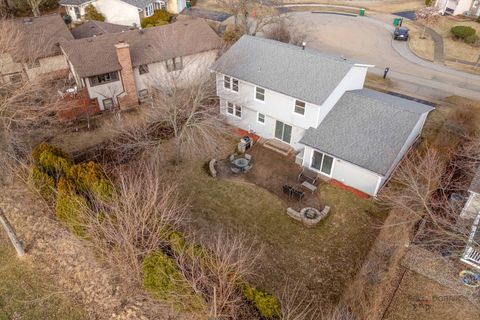 Tiny photo for 240 Osage Terrace, Buffalo Grove, IL 60089 (MLS # 12595882)