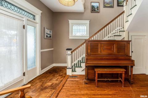 Tiny photo for 2101 WALNUT Street, Murphysboro, IL 62966 (MLS # EB460039)