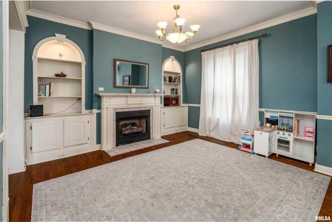 Tiny photo for 2101 WALNUT Street, Murphysboro, IL 62966 (MLS # EB460039)