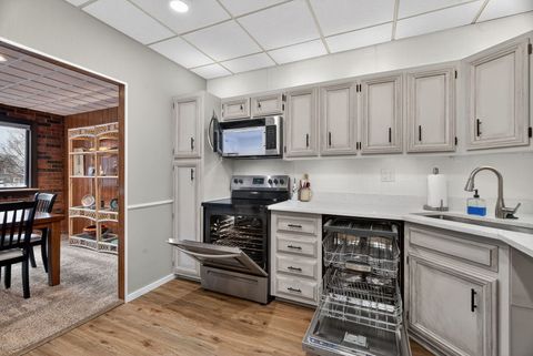 Tiny photo for 1504 Woodbridge Road #1A, Joliet, IL 60436 (MLS # 12538210)