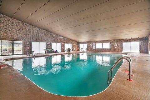 Tiny photo for 1504 Woodbridge Road #1A, Joliet, IL 60436 (MLS # 12538210)