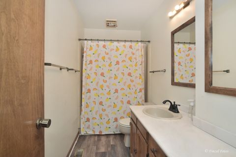 Tiny photo for 425 E Broadway Avenue, Crystal Lake, IL 60014 (MLS # 12607866)