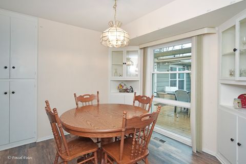 Tiny photo for 425 E Broadway Avenue, Crystal Lake, IL 60014 (MLS # 12607866)