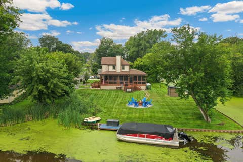 Tiny photo for 25138 W Lake Avenue, Ingleside, IL 60041 (MLS # 12734714)