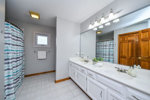 Tiny photo for 310 Westhaven Circle, Geneva, IL 60134 (MLS # 12489145)