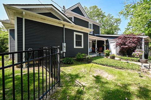 Tiny photo for 2350 N Lewis Avenue, Waukegan, IL 60087 (MLS # 12478934)