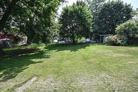 Tiny photo for 2350 N Lewis Avenue, Waukegan, IL 60087 (MLS # 12478934)