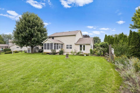 Tiny photo for 911 Pleasant Hill Drive, De Witt, IA 52742 (MLS # 12737011)