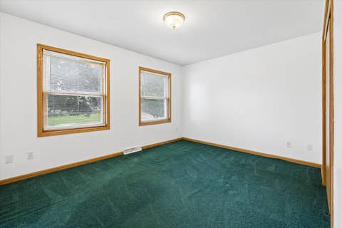 Tiny photo for 911 Pleasant Hill Drive, De Witt, IA 52742 (MLS # 12737011)