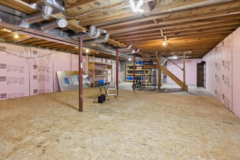 Tiny photo for 911 Pleasant Hill Drive, De Witt, IA 52742 (MLS # 12737011)