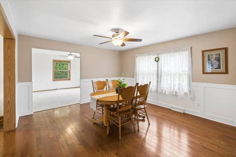 Tiny photo for 911 Pleasant Hill Drive, De Witt, IA 52742 (MLS # 12737011)