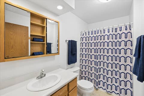 Tiny photo for 911 Pleasant Hill Drive, De Witt, IA 52742 (MLS # 12737011)