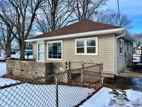Tiny photo for 221 W 7th Street, Tilton, IL 61833 (MLS # 12533592)
