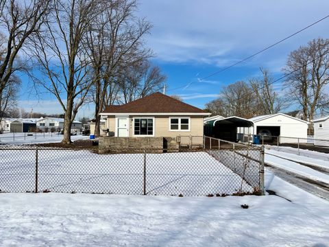 Tiny photo for 221 W 7th Street, Tilton, IL 61833 (MLS # 12533592)