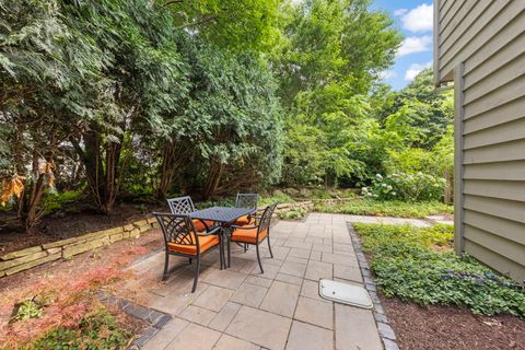 Tiny photo for 816 Spindletree Avenue, Naperville, IL 60565 (MLS # 12420506)