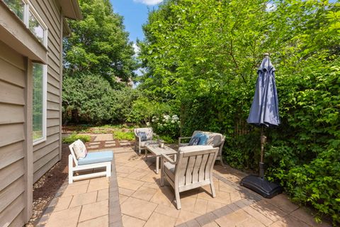Tiny photo for 816 Spindletree Avenue, Naperville, IL 60565 (MLS # 12420506)