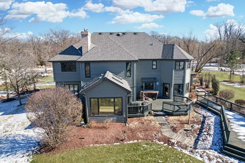 Tiny photo for 51 Crestview Drive, Oswego, IL 60543 (MLS # 12551303)