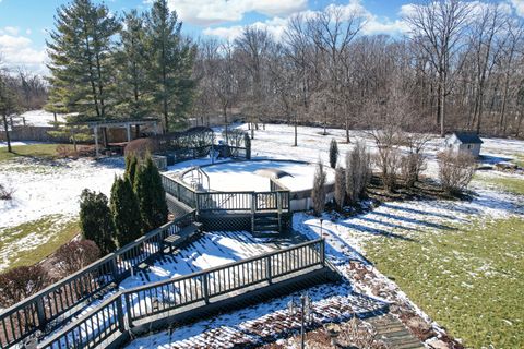 Tiny photo for 51 Crestview Drive, Oswego, IL 60543 (MLS # 12551303)