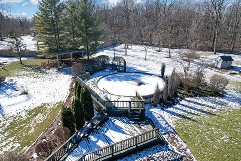 Tiny photo for 51 Crestview Drive, Oswego, IL 60543 (MLS # 12551303)