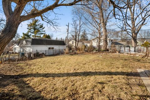 Tiny photo for 320 7th Street, Downers Grove, IL 60515 (MLS # 12607757)