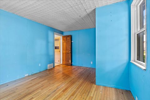 Tiny photo for 806 N Morris Avenue, Bloomington, IL 61701 (MLS # 12484172)