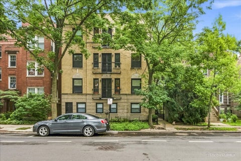 Photo of 6331 N Glenwood Avenue #3, Chicago, IL 60660 (MLS # 12726781)