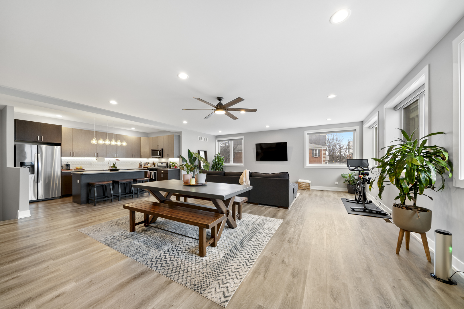 2304 W Jackson Boulevard 1E