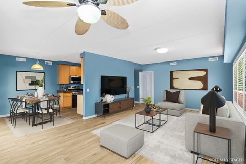 Tiny photo for 365 Graceland Avenue #205A, Des Plaines, IL 60016 (MLS # 12497641)