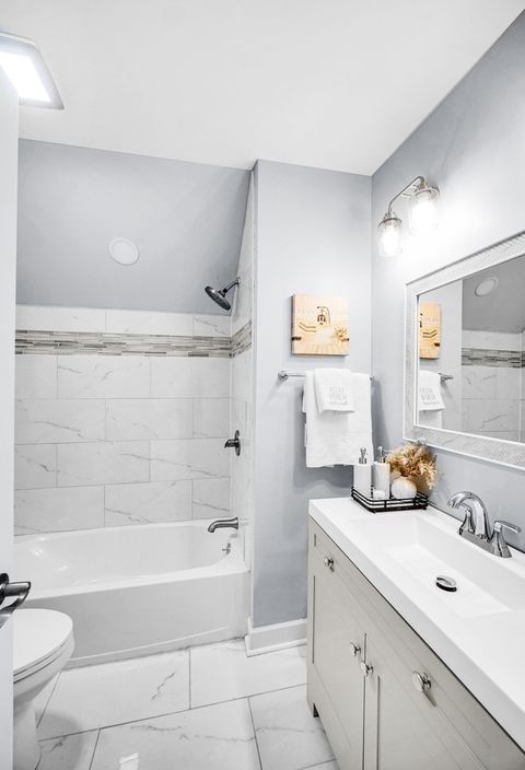 Tiny photo for 7825 S St Lawrence Avenue, Chicago, IL 60619 (MLS # 12484582)