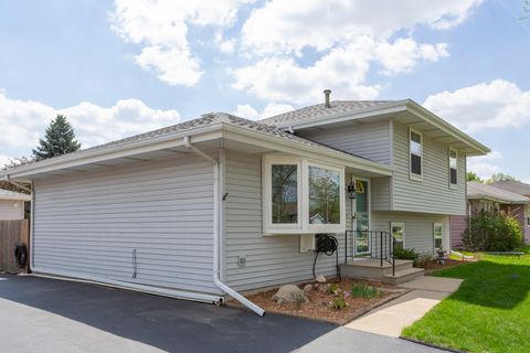 Tiny photo for 2906 Warren Dorris Drive, Joliet, IL 60435 (MLS # 12632834)