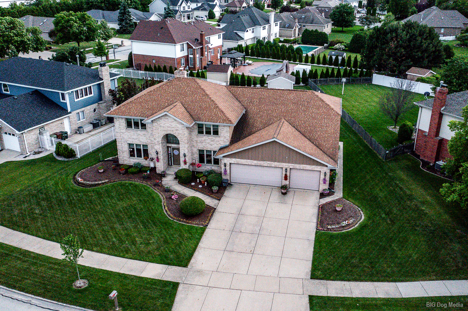8707 Timbers Pointe Drive