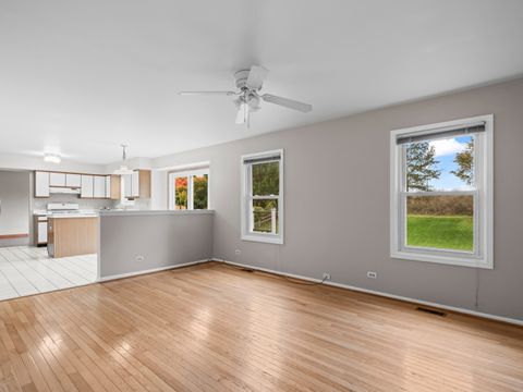 Tiny photo for 12 Jefferson Lane, Cary, IL 60013 (MLS # 12499536)