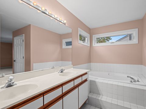 Tiny photo for 12 Jefferson Lane, Cary, IL 60013 (MLS # 12499536)