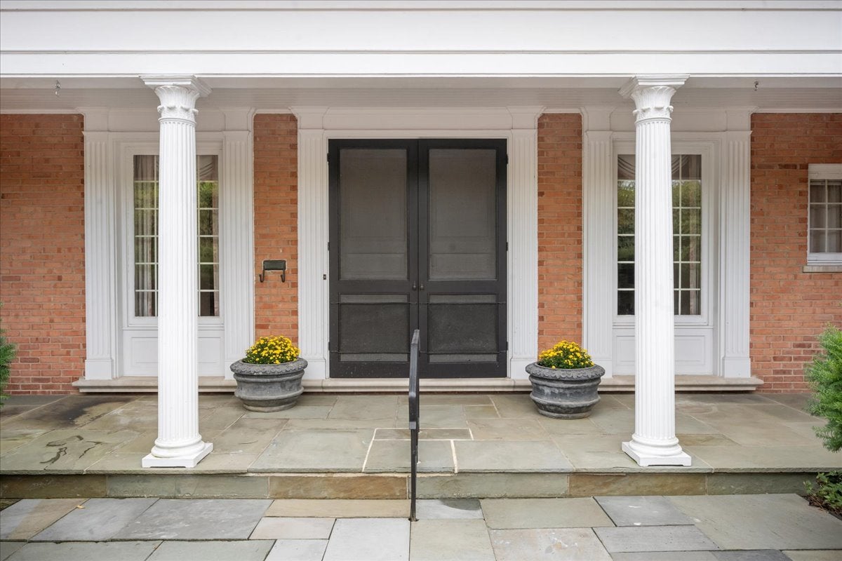 64 Locust Road