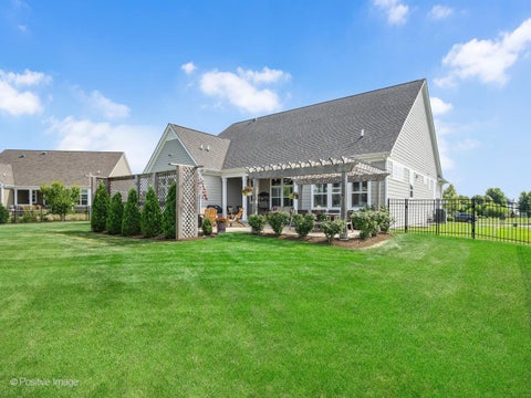 Tiny photo for 1135 Hilldale Drive, St. Charles, IL 60175 (MLS # 12720782)