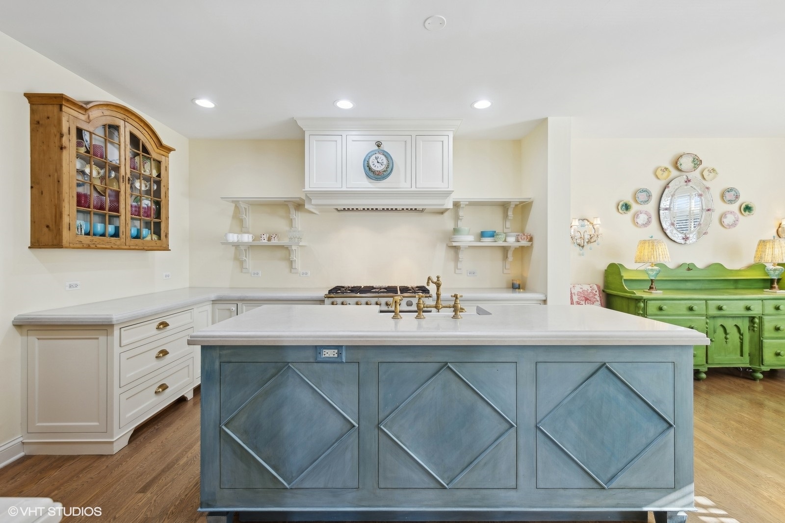 1049 Hickory Drive