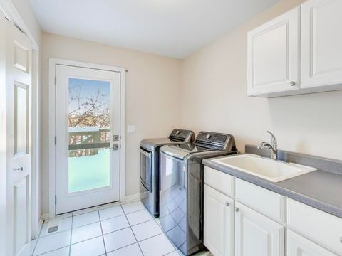 Tiny photo for 660 ROBIN RIDGE Rdg, Elgin, IL 60123 (MLS # 12514953)