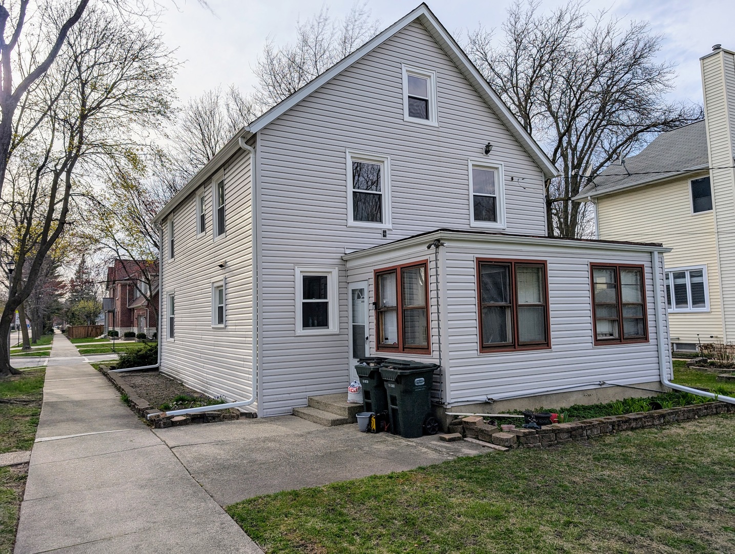 8627 School Street