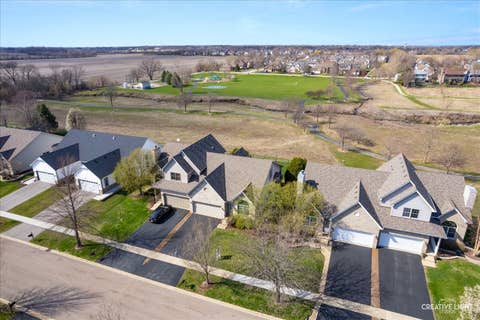 Tiny photo for 574 Sudbury Circle, Oswego, IL 60543 (MLS # 12637659)