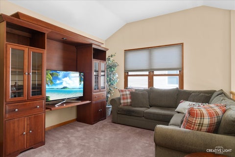 Tiny photo for 574 Sudbury Circle, Oswego, IL 60543 (MLS # 12637659)